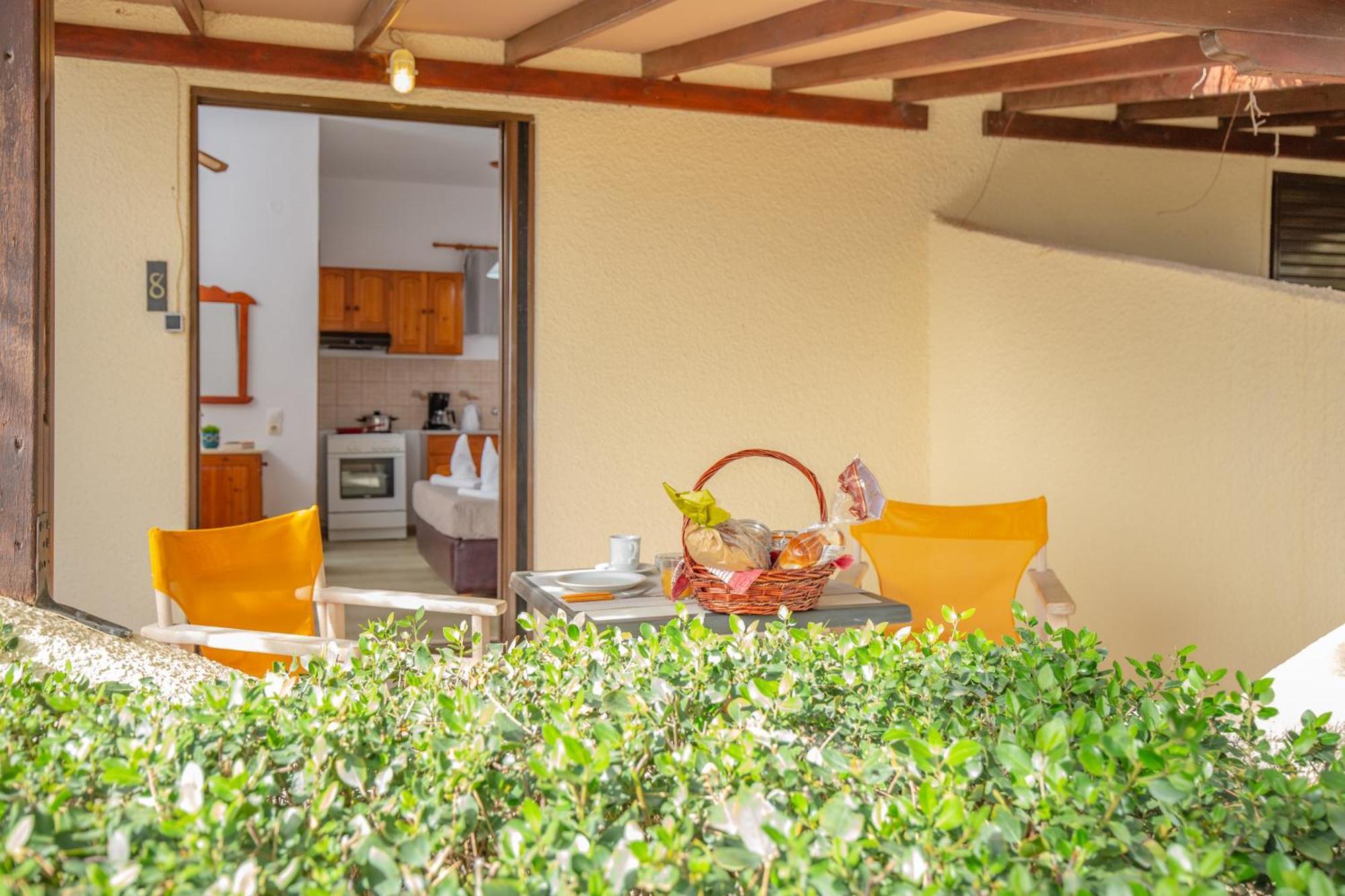 Ferma Solaris Apartments Agia Fotia  Exterior photo